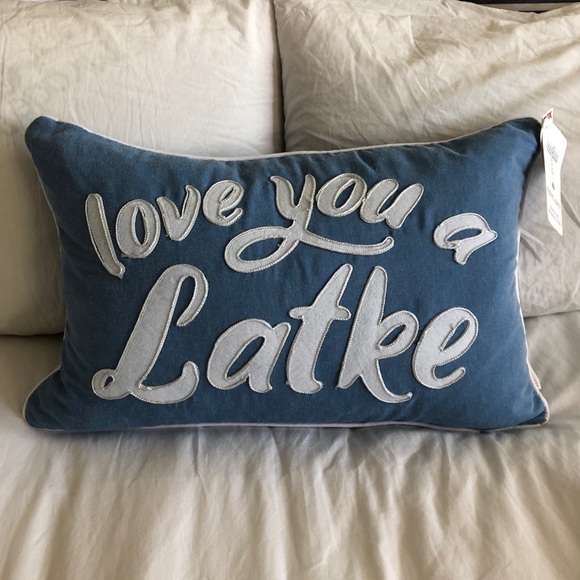 SOLD✨FESTIVE LIGHTS Hanukkah Latke Pillow - Picture 1 of 3